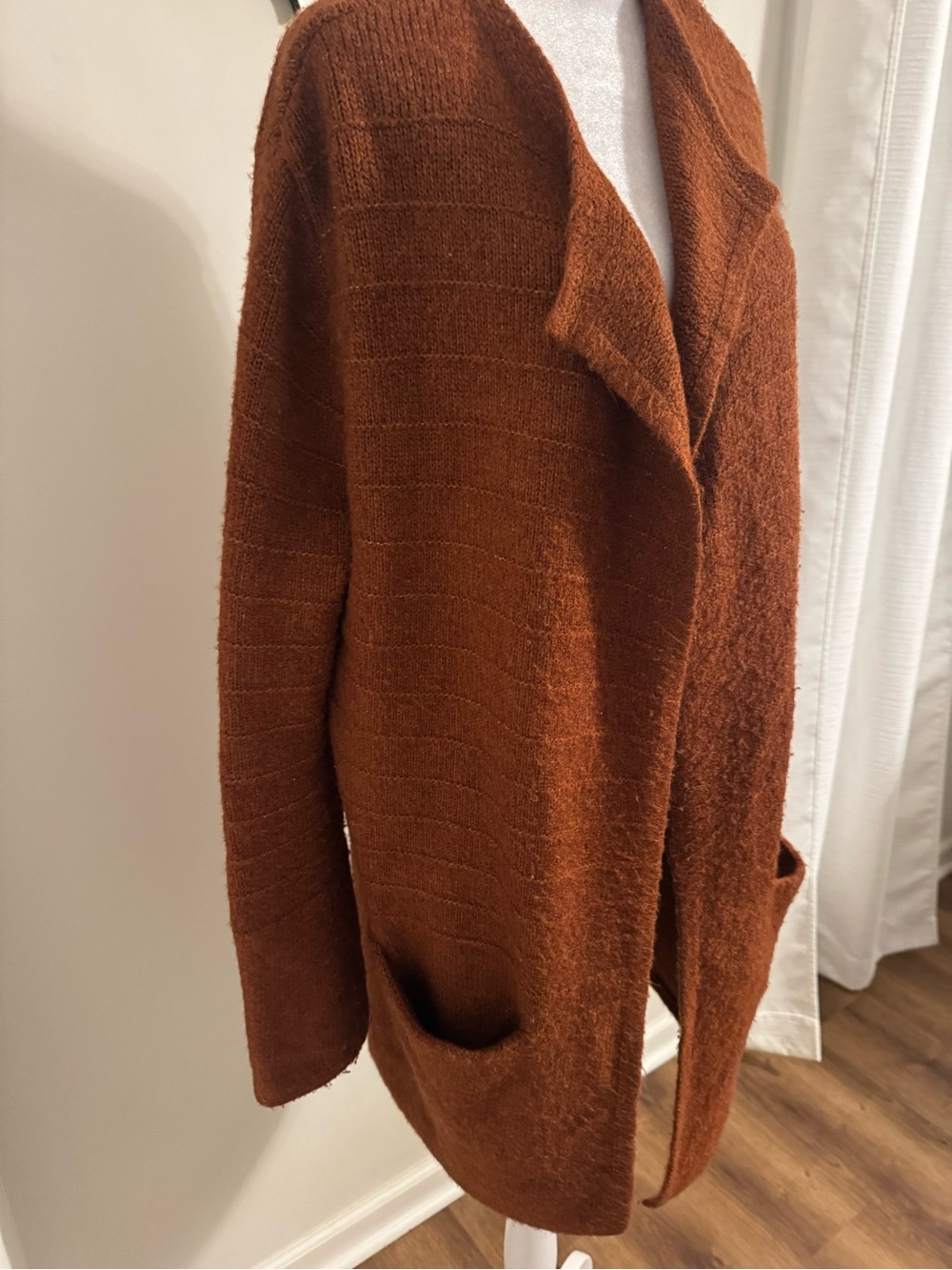 Old Navy Open-Front Teddy Cardigan in Rust - Picture 2 of 3
